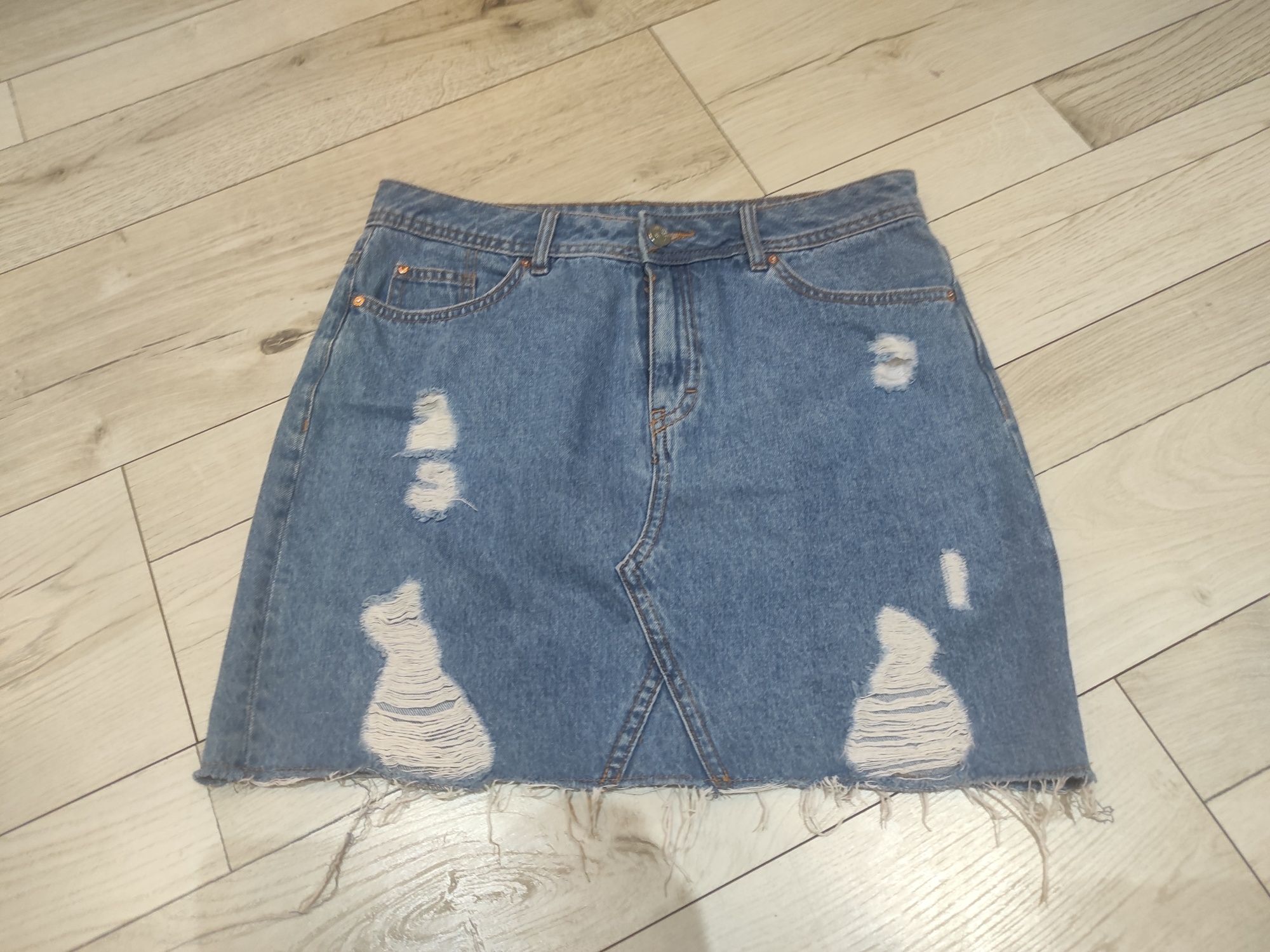 Jeansowa spódnica z przetarciami H&M