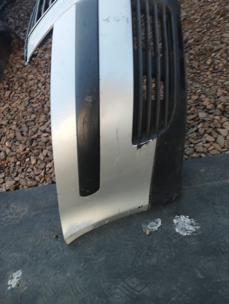 Volkswagen Passat B5 fl zderzak przód