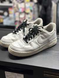 Buty Nike AF1 Air Force One białe white 39 25 cm używane