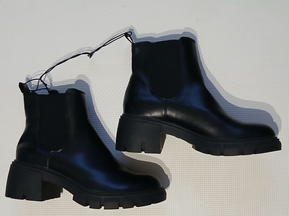 Buty damskie sztyblety