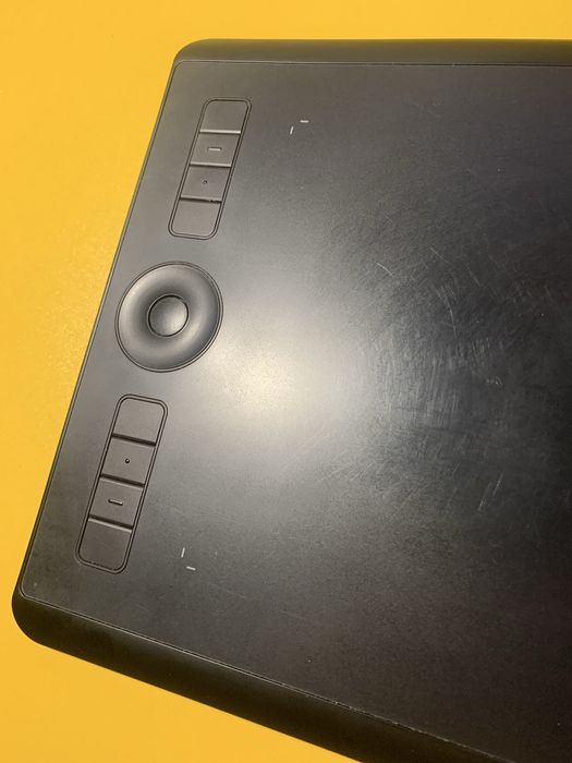 Графічний планшет Wacom Intuos Pro M (PTH-660-N)