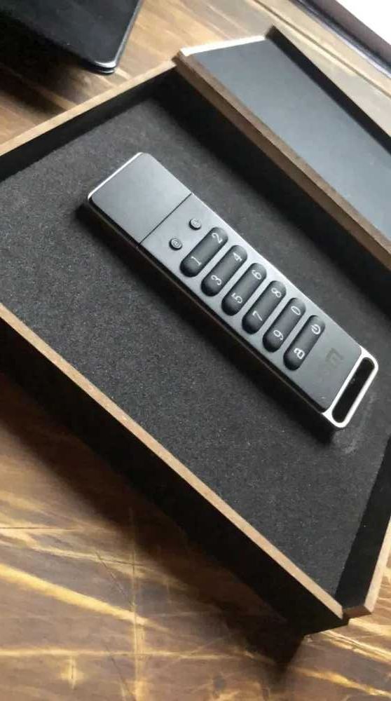 USB флешка с паролем