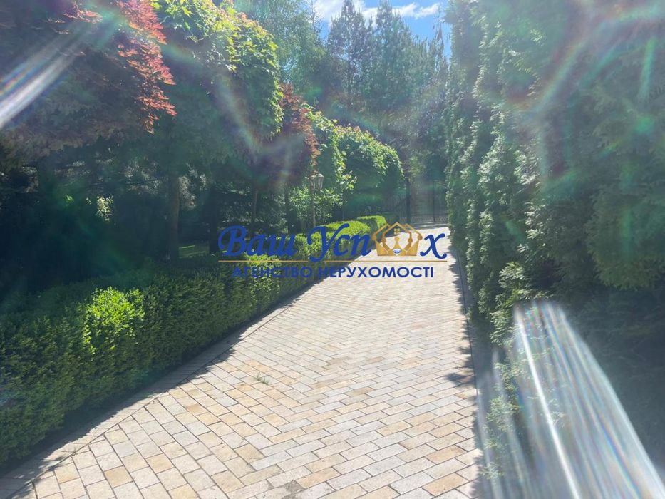 Аренда дома  с выходом на реку в Конча -Заспе. село Козин .Дамба.