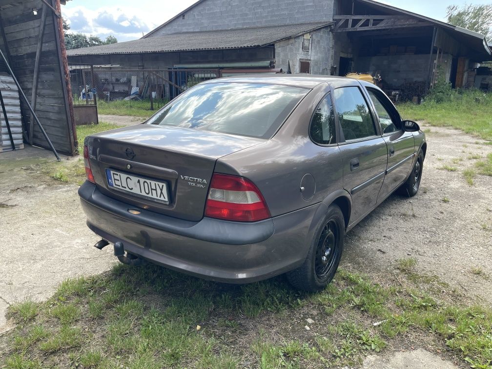 Super Vectra Do Jazdy Klima Tempomat Hak Dieselek Opłaty