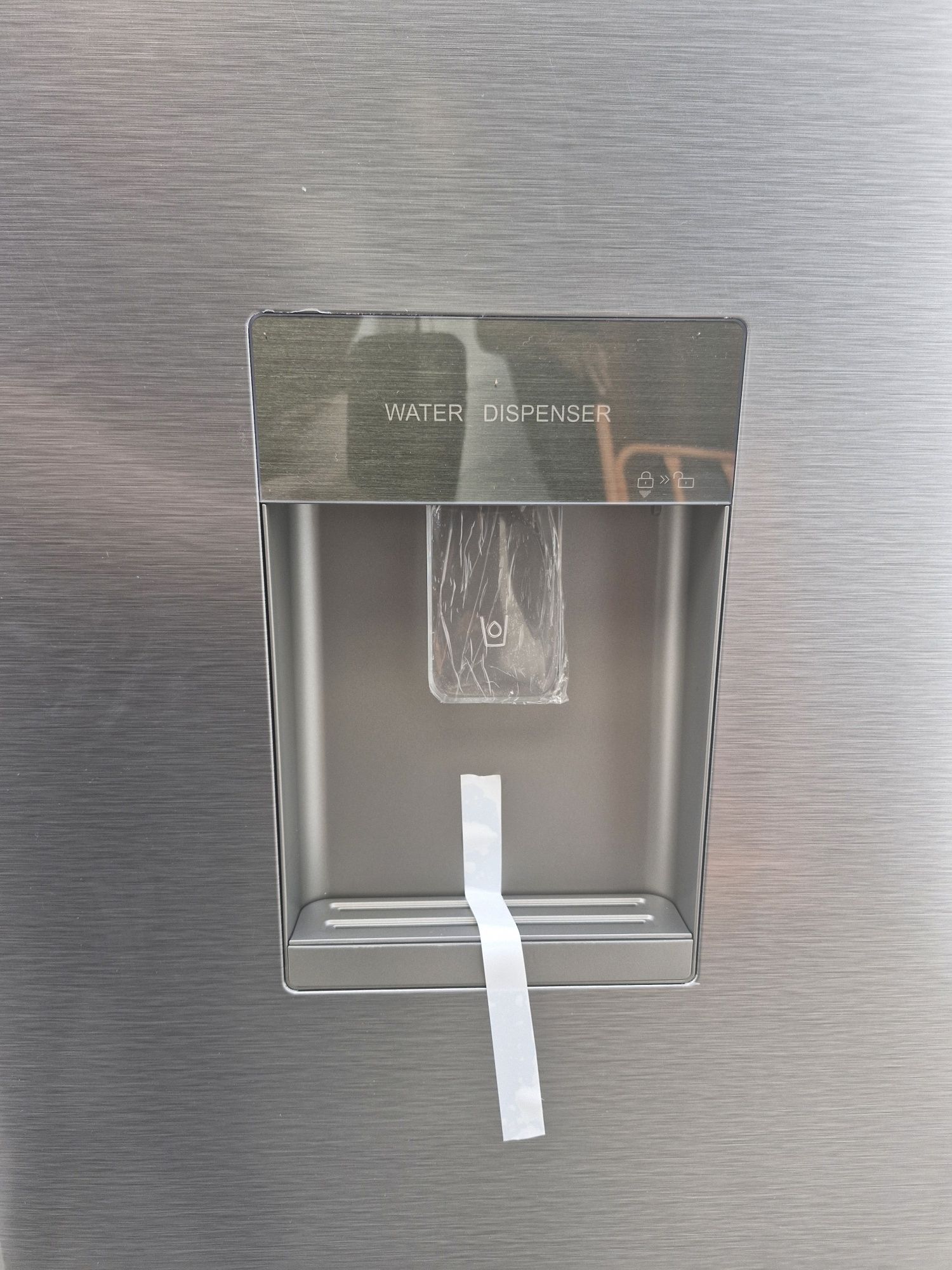 Frigorífico Americano haier com dispensador de agua no frost