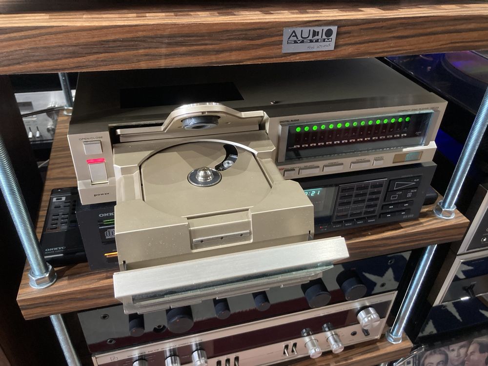 Retrospekcja Flagowy Marantz CD-73 Stan Kolekcjonerski .