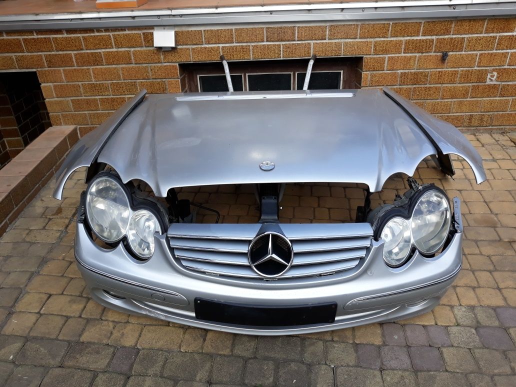 Mercedes CLK W 209 Maska Klapa Zderzak Drzwi