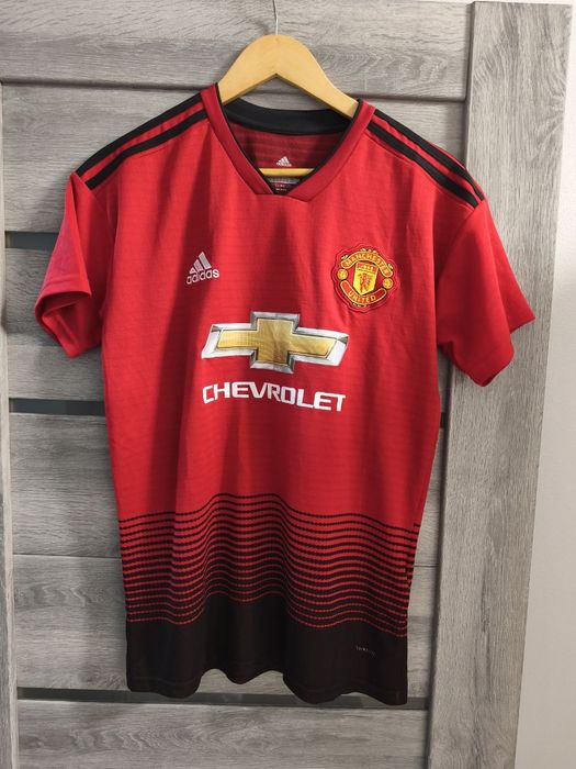 продам футболку ADIDAS CHEVROLET