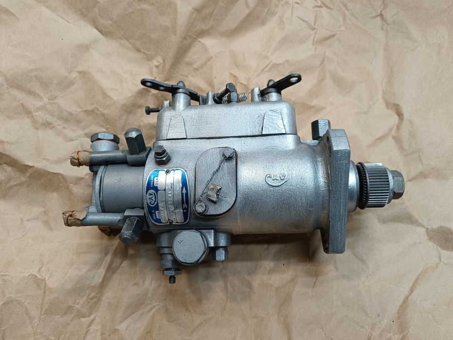 pompa wtryskowa 4p ursus perkins bułgar jcb bobcat c360 MF4 mf zetor