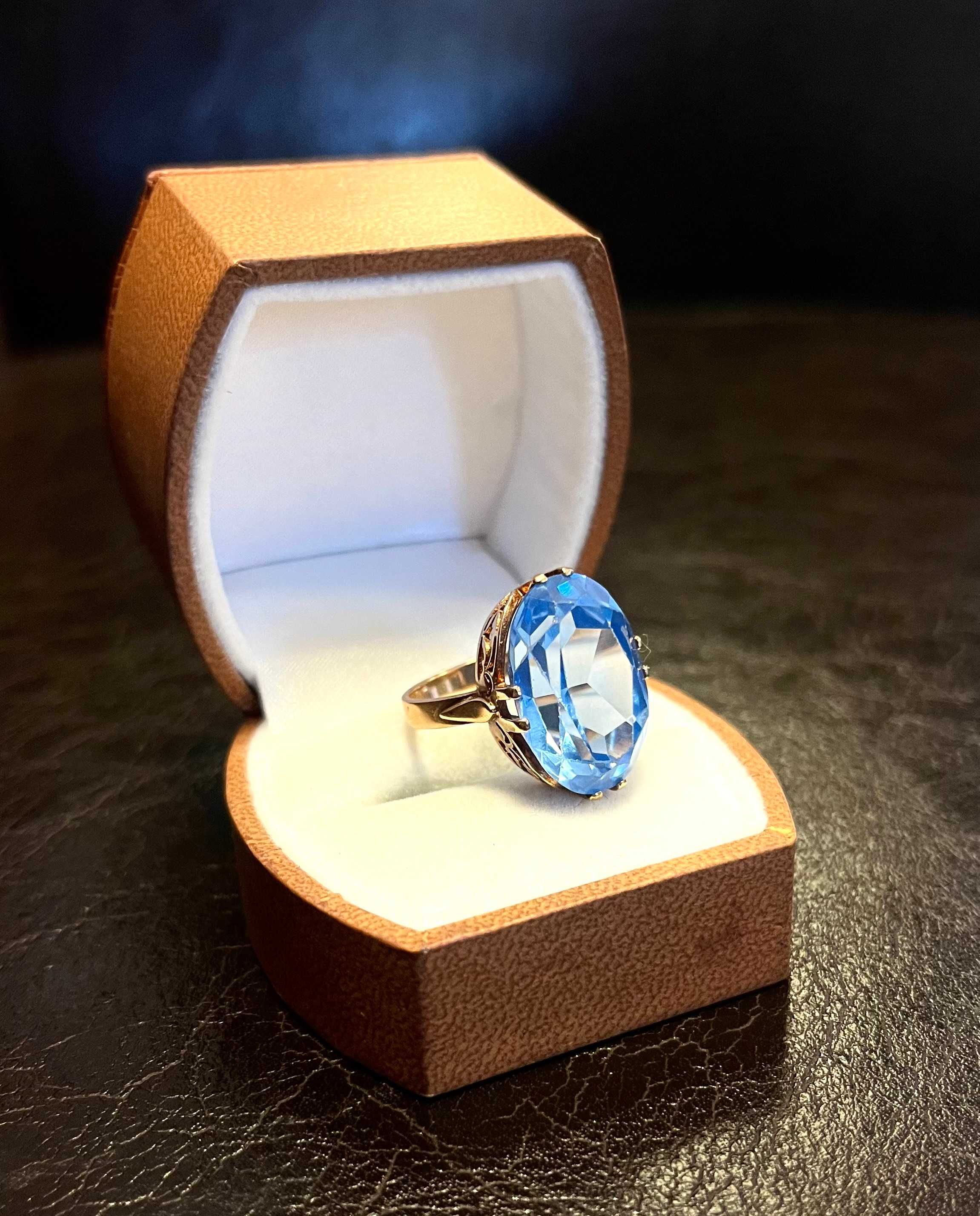 WARMET/pierścionek z błękitnym kamieniem / 585 / 8,30g / r.16
