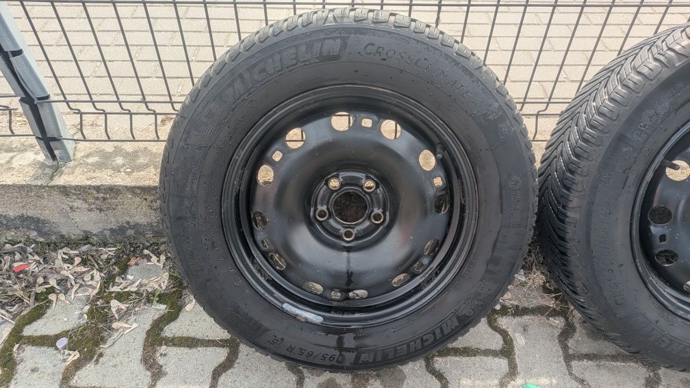 Koła wielosezon michelin crossclimate2 15x195x65 5x100 Sprzedam oddzie