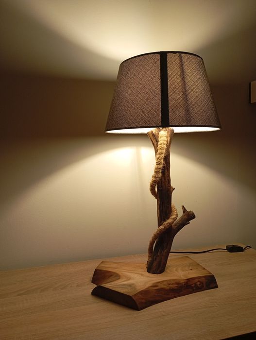 Lampka nocna handmade z drewna
