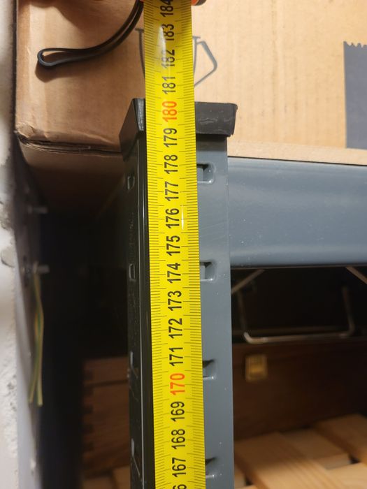 Regały do piwnicy, garażu