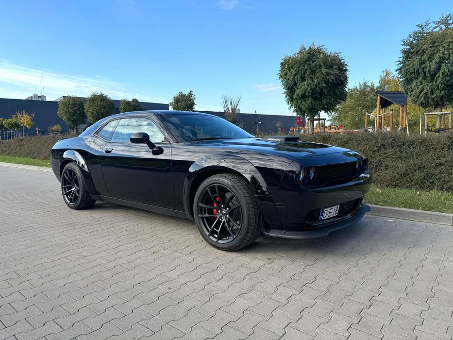 Dodge Challenger R/T 5.7 SHAKER - Salon PL - pierwsza rej. 2023 - Przebieg 9900km