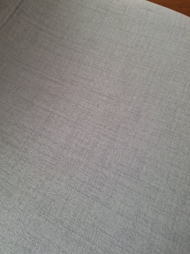 Conjunto mesa de sala de jantar e 6 cadeiras
