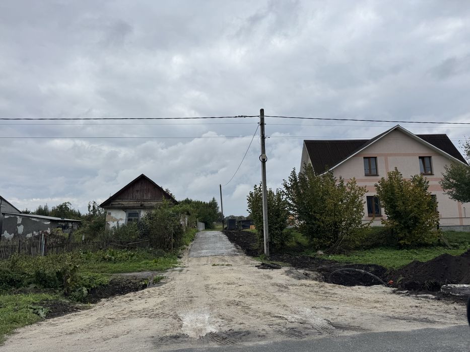 Продам земельну ділянку у місті Почаїв!