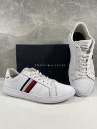 Sneakersy Tommy Hilfiger biale rozmiar 45