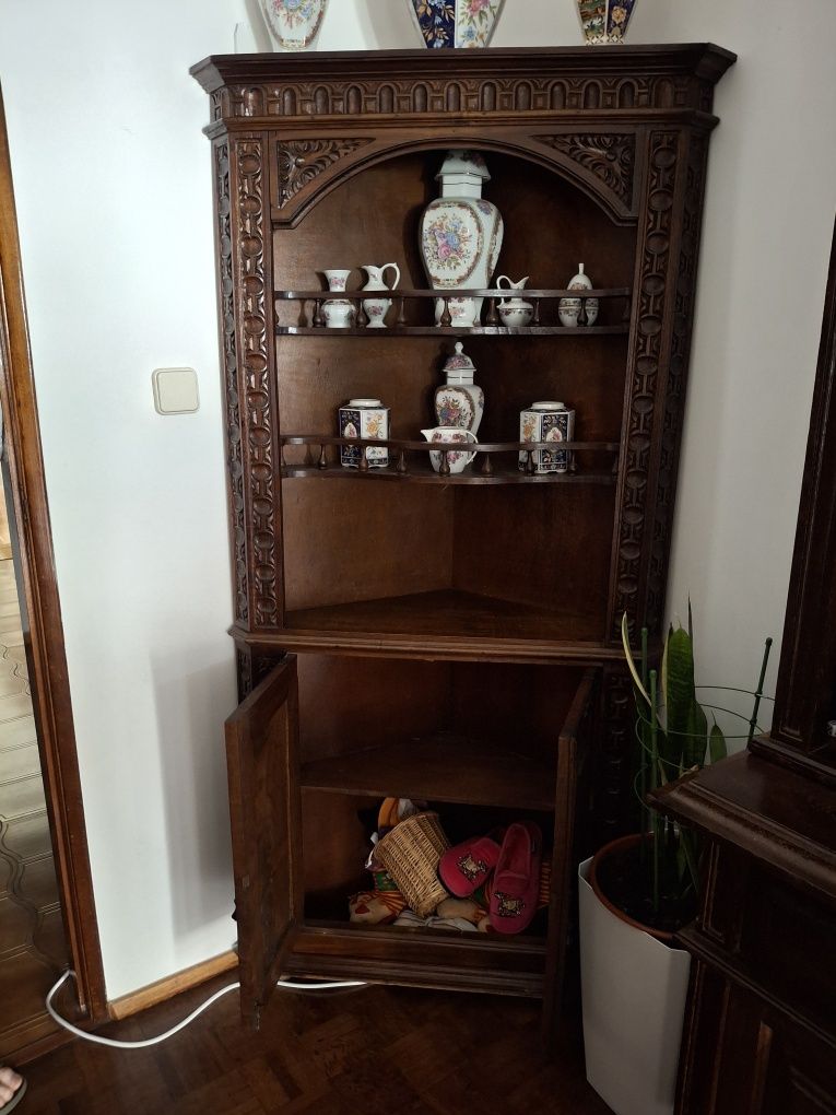 Sapateira de canto