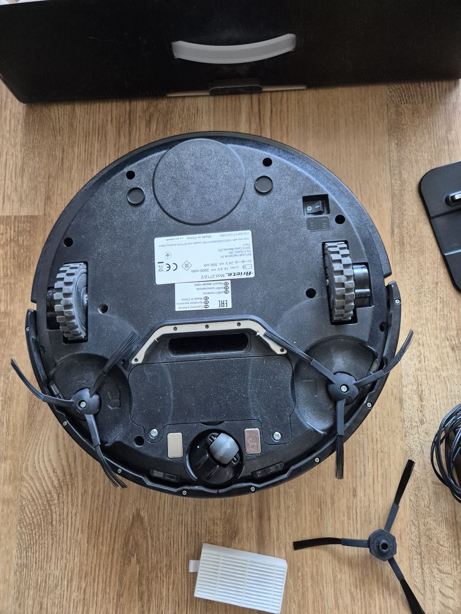 Ariete wersja 2.0 robot sprzątający