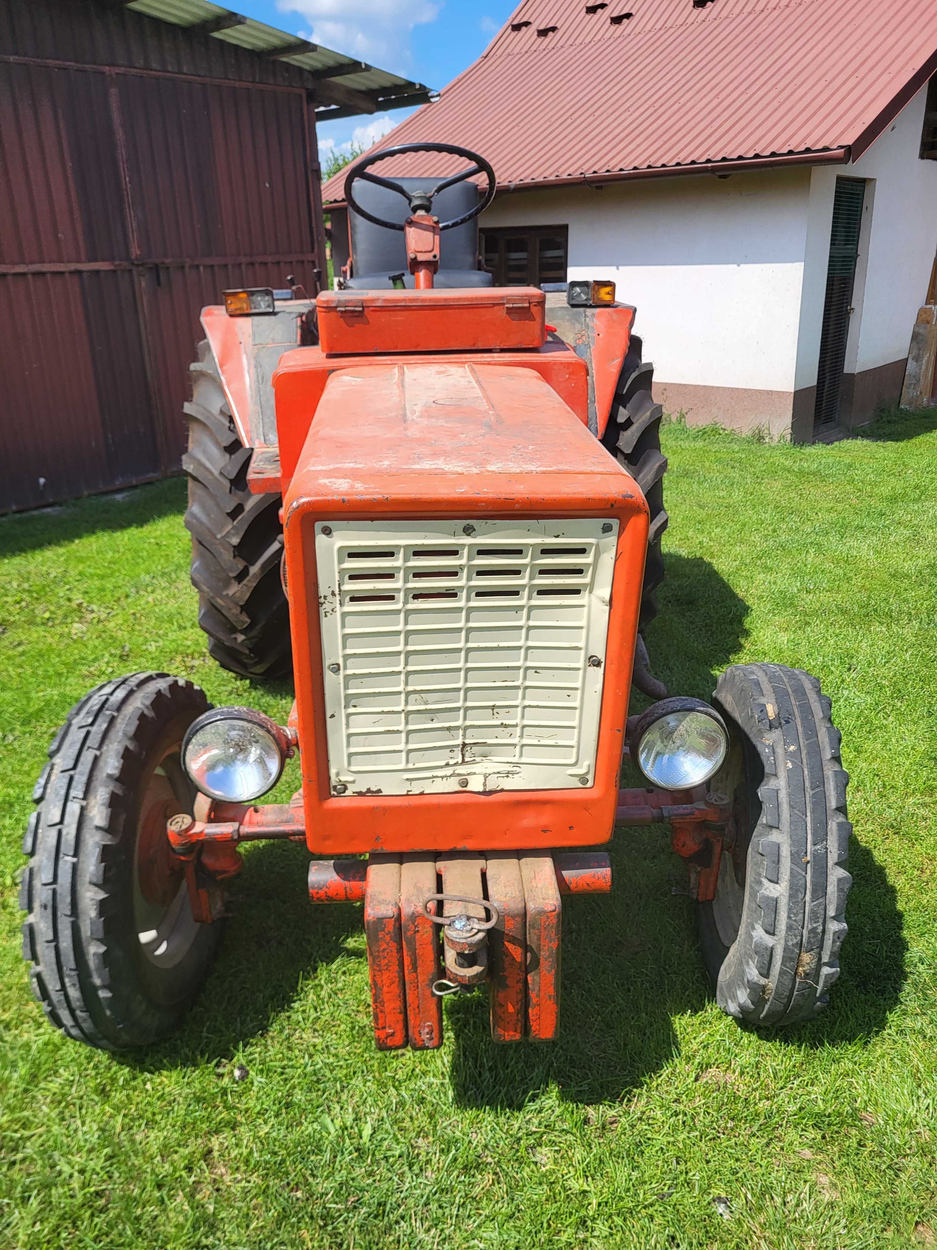 Traktor T-25 Władymirec