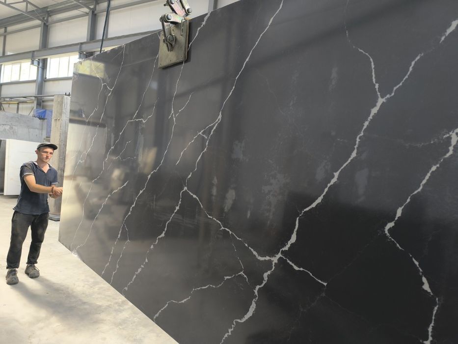 Стільниці сходи підвіконня кварц