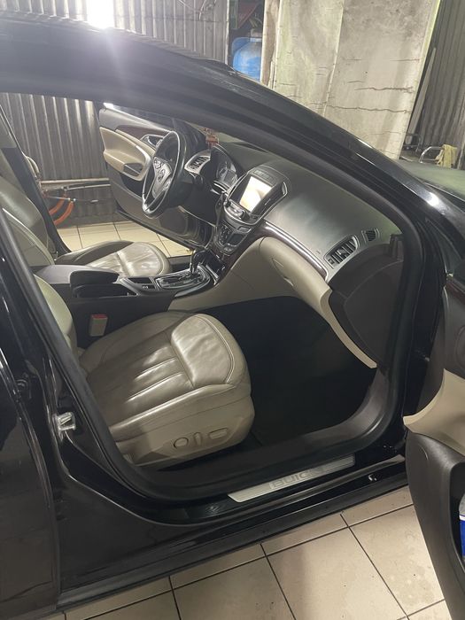 Buick  Regal 2.0 2015р