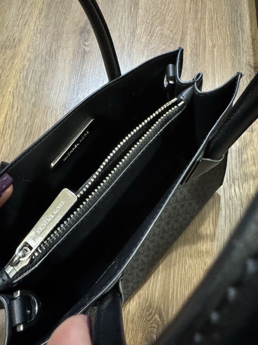 Сумка Michael Kors Mercer medium