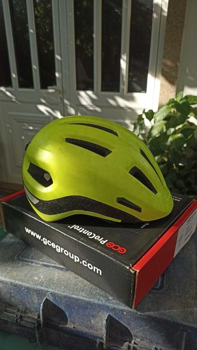Bicicleta Deed Flame 29 + Bicicleta EMT +Capacete