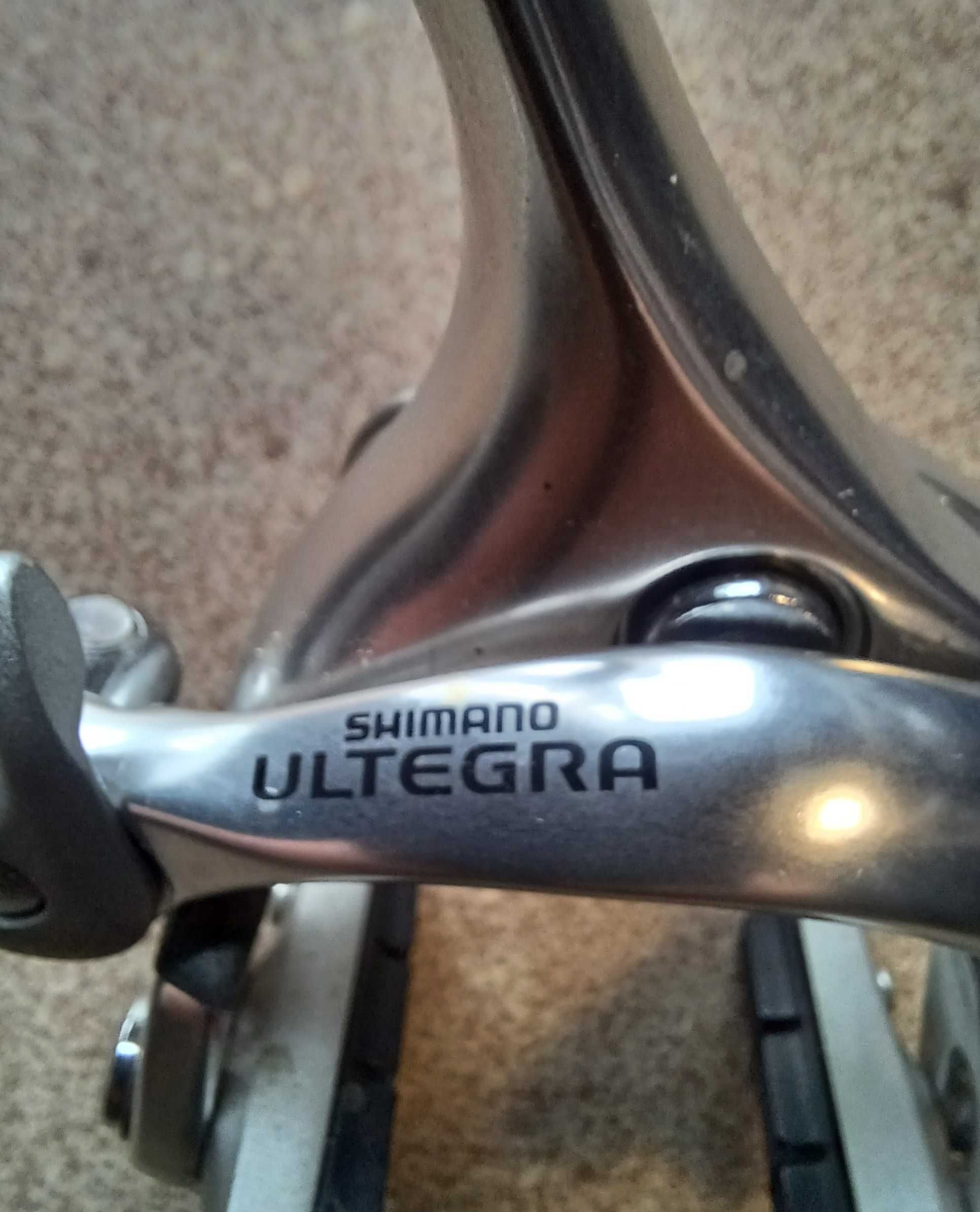 Hamulec do roweru szosowego Shimano Ultegra BR-6500.