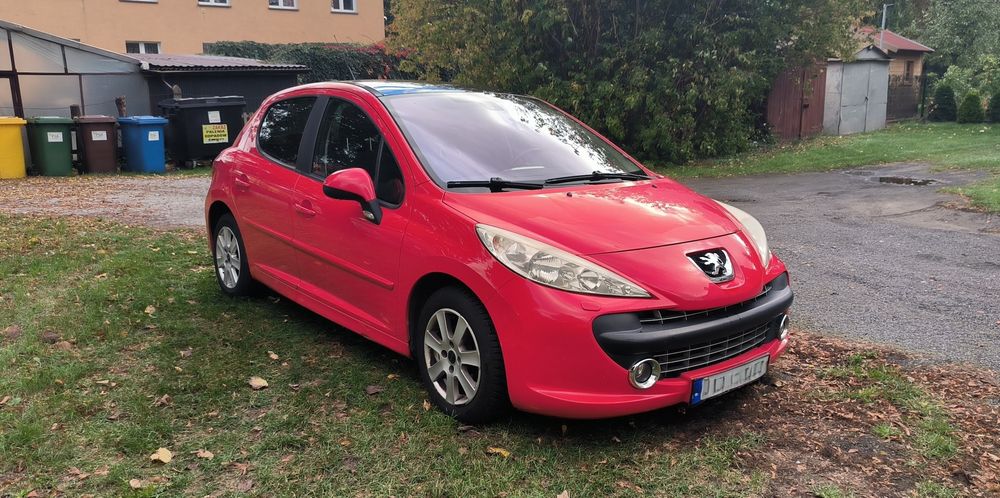 Peugeot 207 benzyna, automat bd stan techniczny
