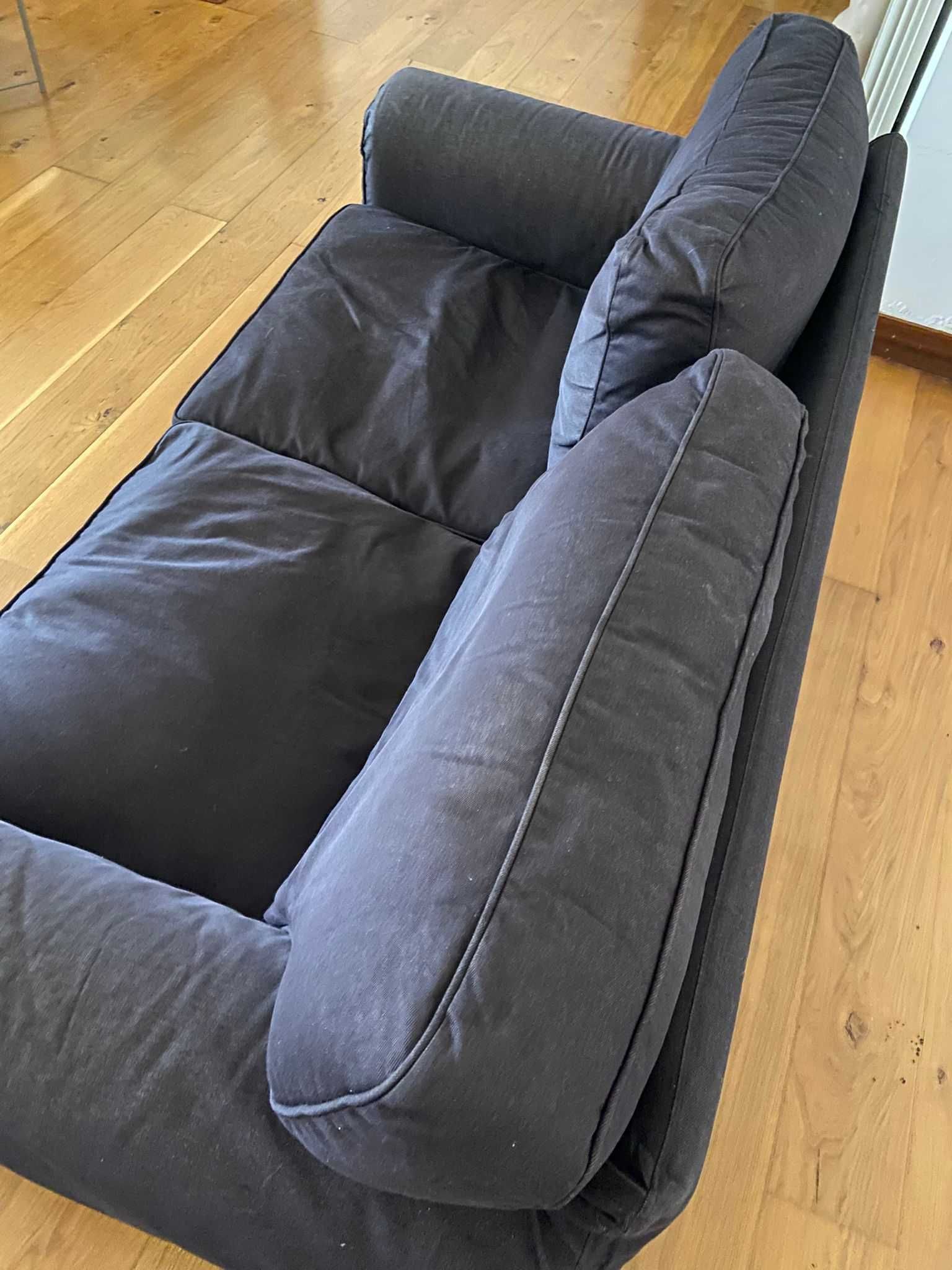Sofa de 2 lugares