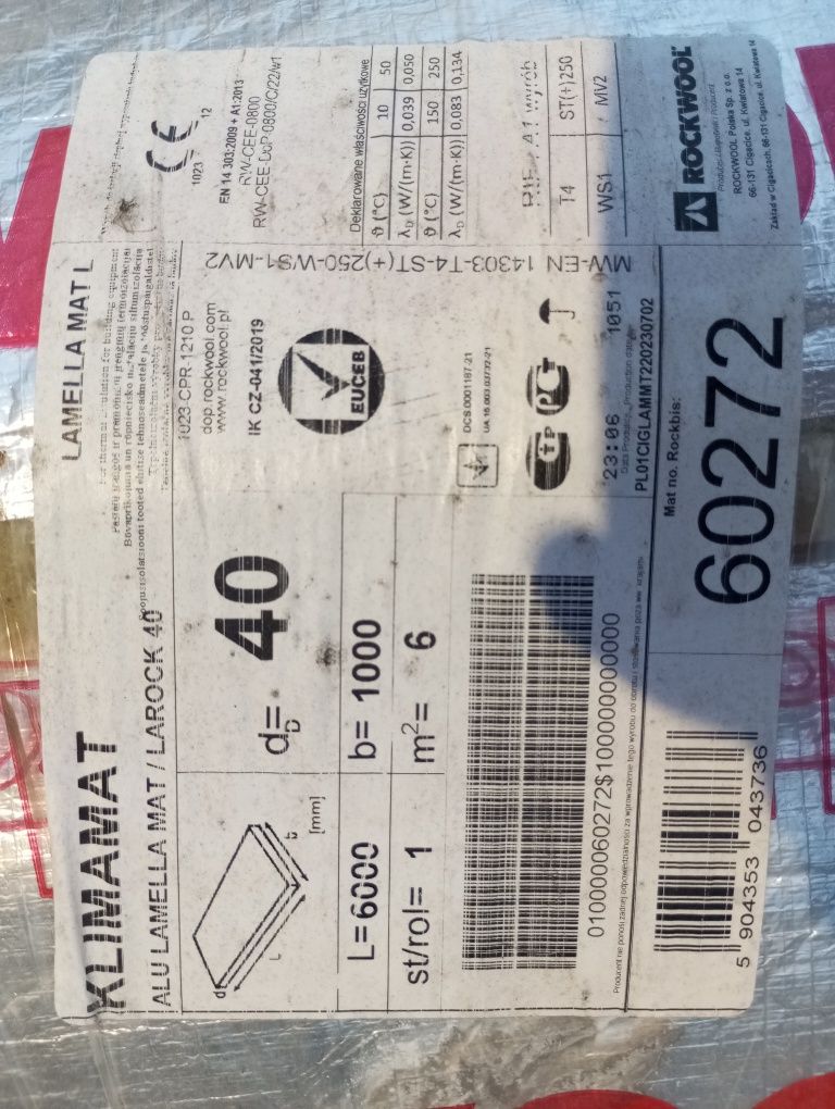 Wełna mineralna izolacyjna