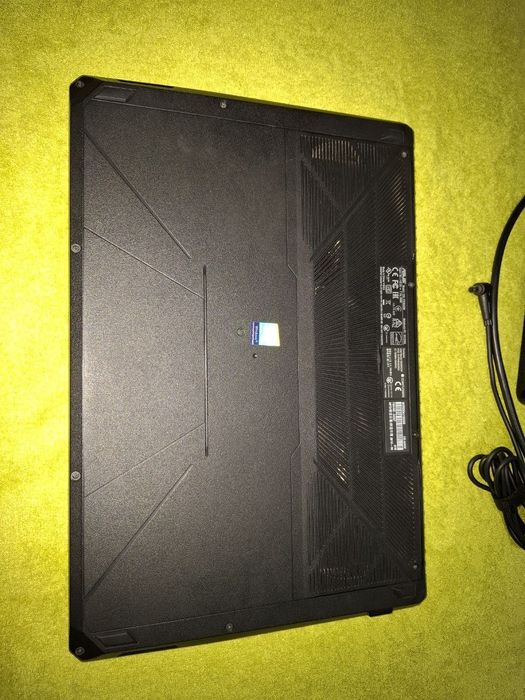 Ноутбук Asus TUF Gaming FX 504 gm. Игровой черный матовый