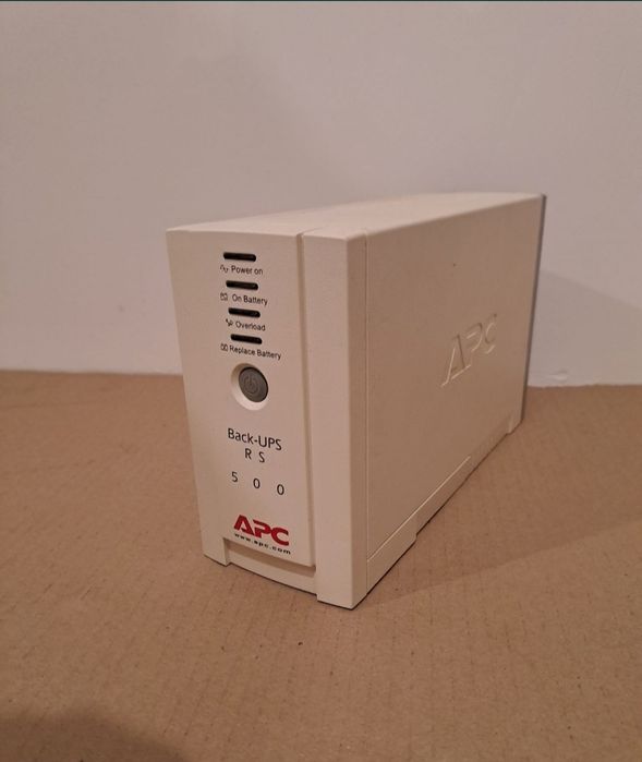ДБЖ APC Back-UPS ES 525VA та APC Back-UPS RS 500VA в ідеальному ро