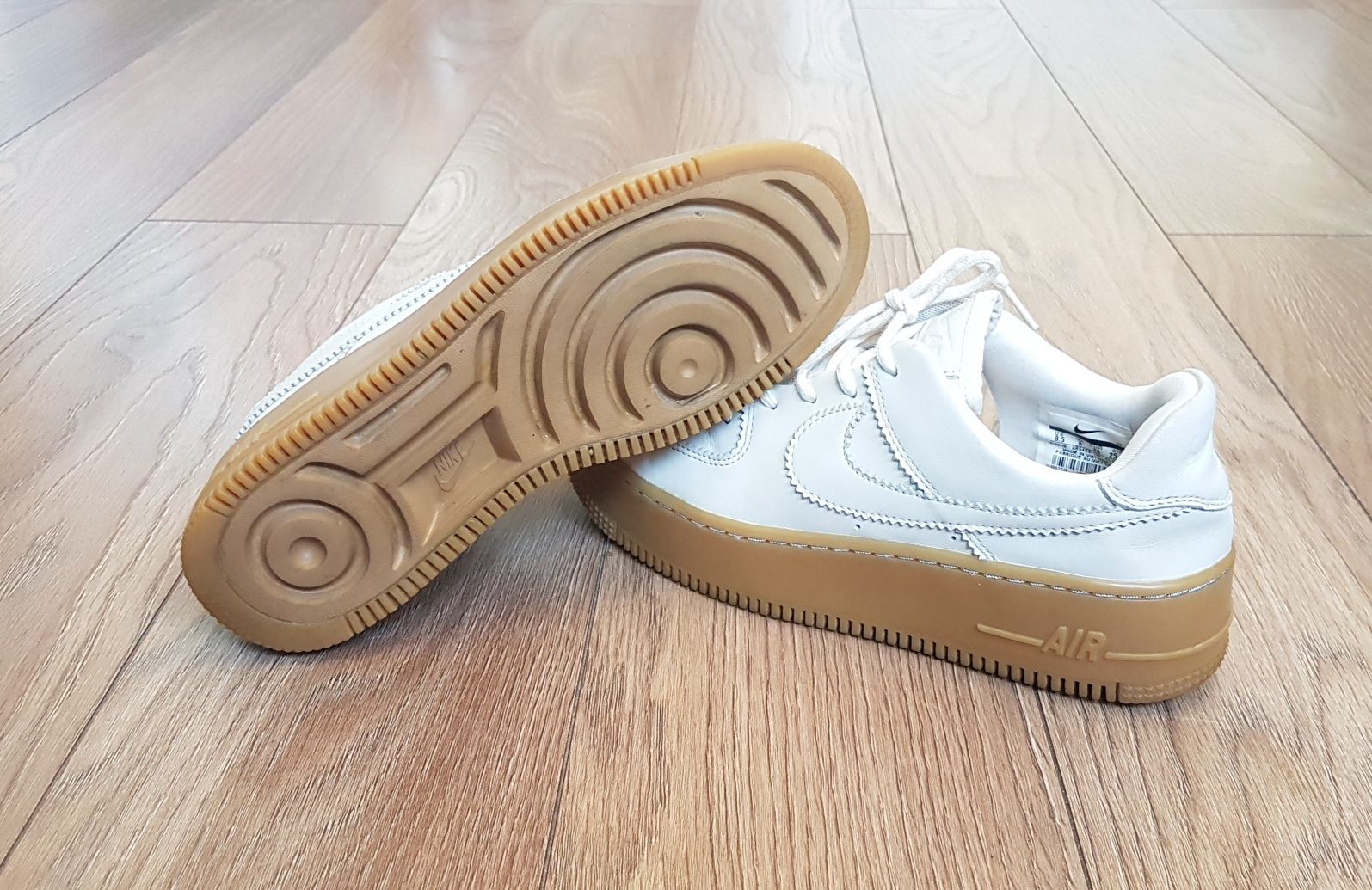 Buty Nike Air Force 1 Sage Low LX rozmiar  40 okazja Sneakers