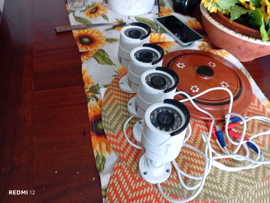 Câmaras CCTV ótimo estado