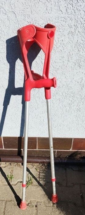Kule rehabilitacyjne , ortopedyczne, inwalidzkie ,para