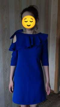 Продам нарядна синю сукню