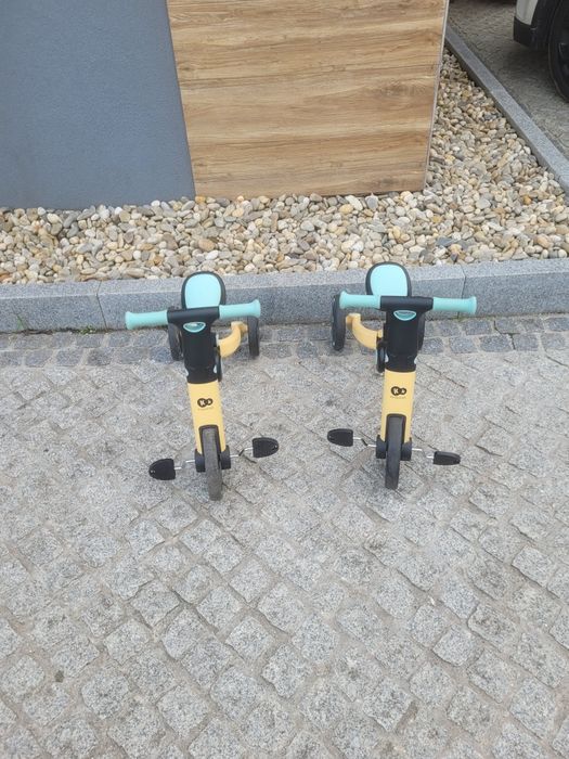 Triciclo para criança (gémeos)