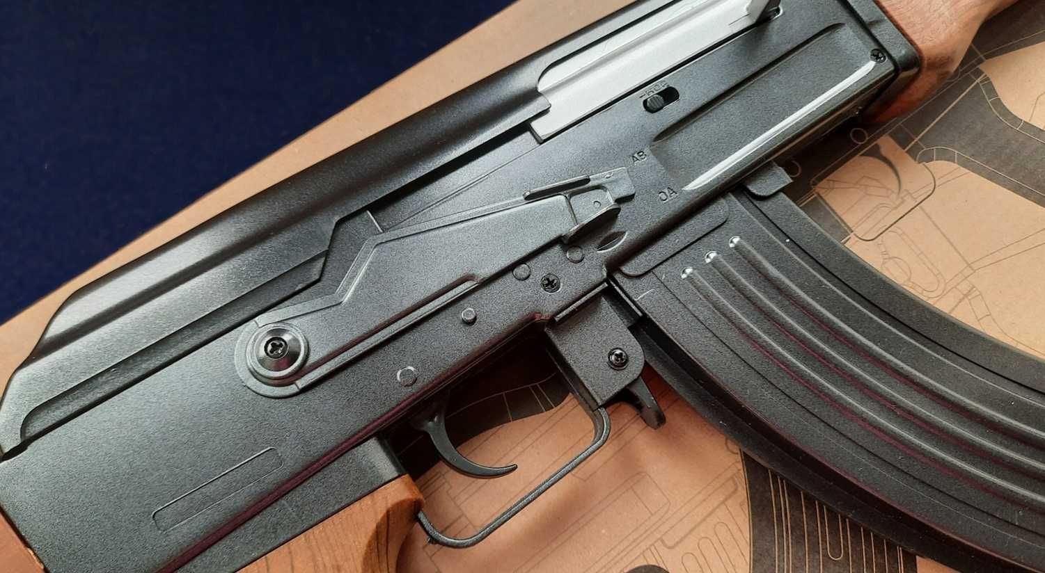 Автомат zm 93 дитячий ак 47 від cyma іграшковий металевий