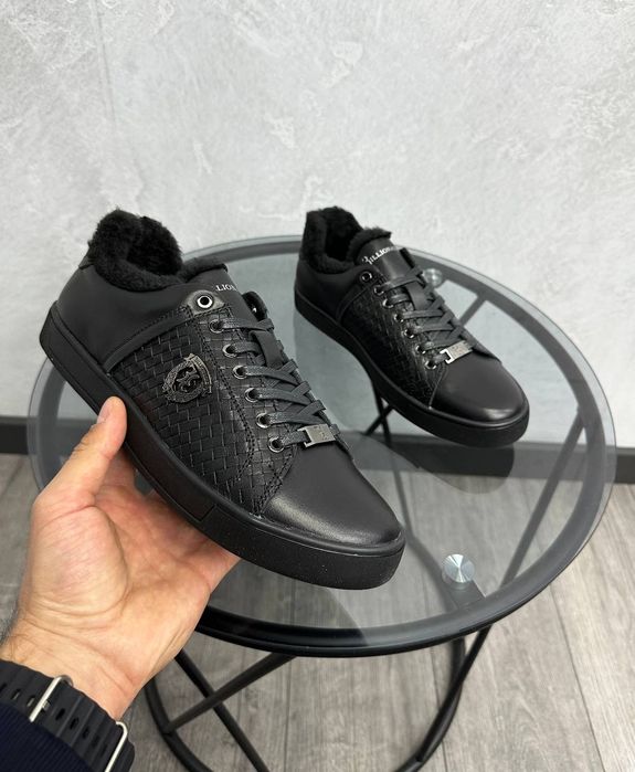 Зимние кроссовки -20° Billionaire 46-48  мех