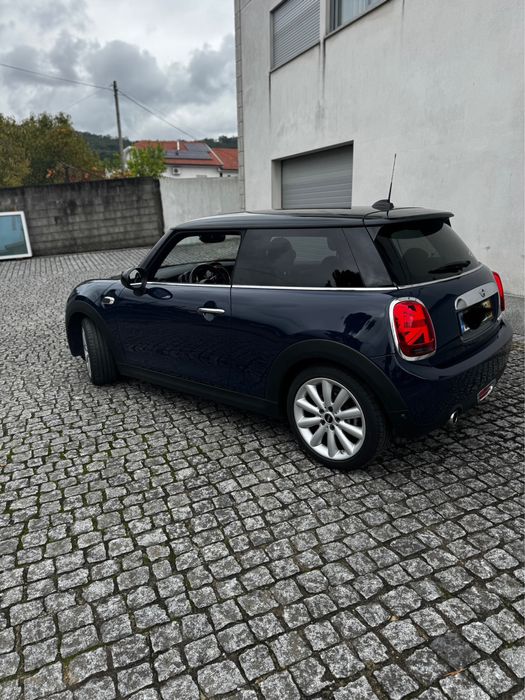 Mini Cooper D 2019 | 60.000 km | 1 dono | Revisões na marca