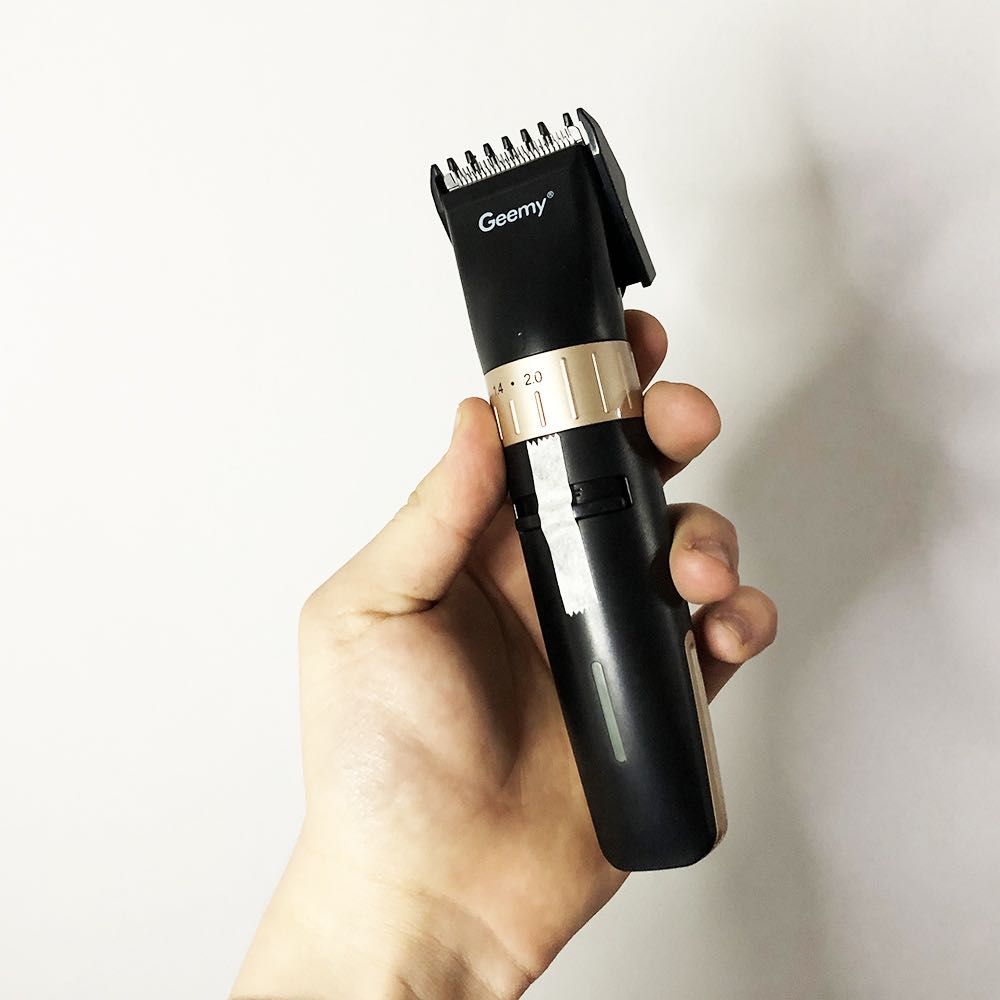 Нова машинку для стрижки волосся GEMEI GM-6042