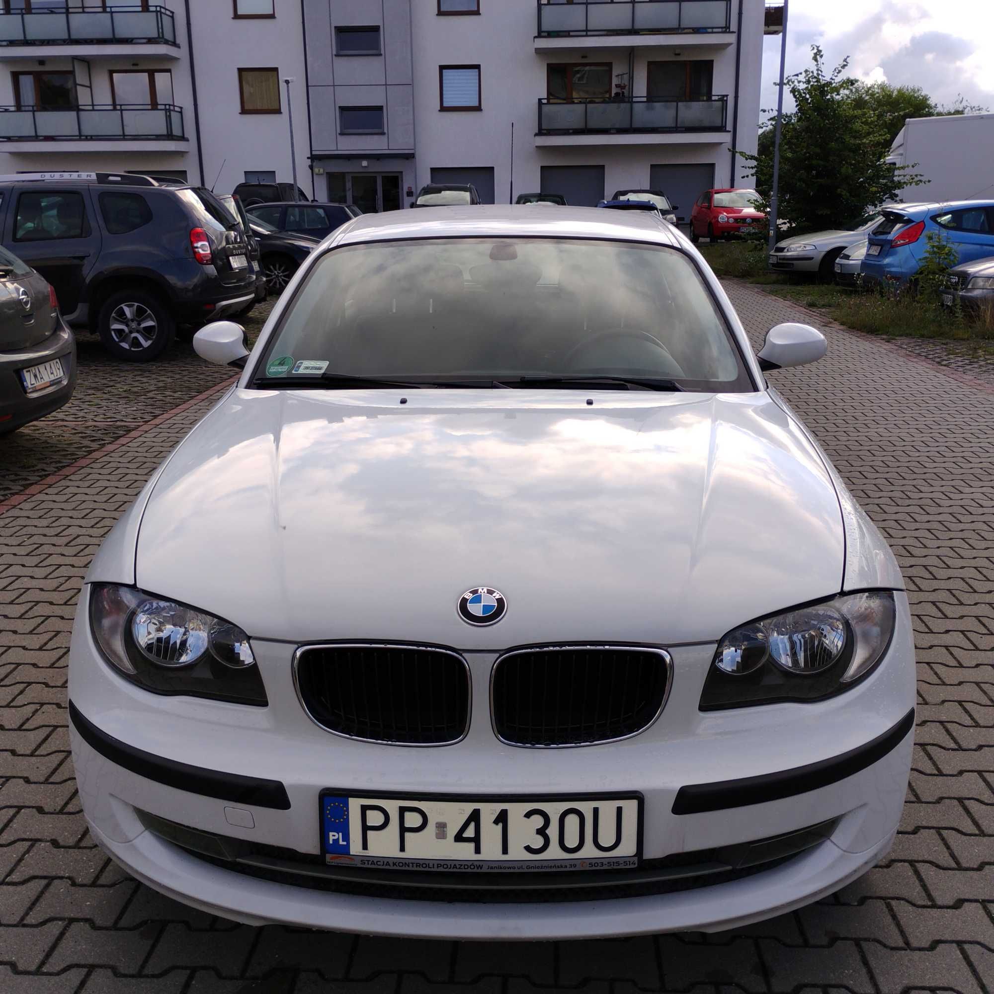 BMW 1 2.0 benzyna 2009r