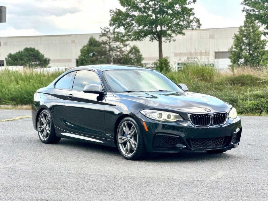 BMW 2 Series M235i Coupe      2016