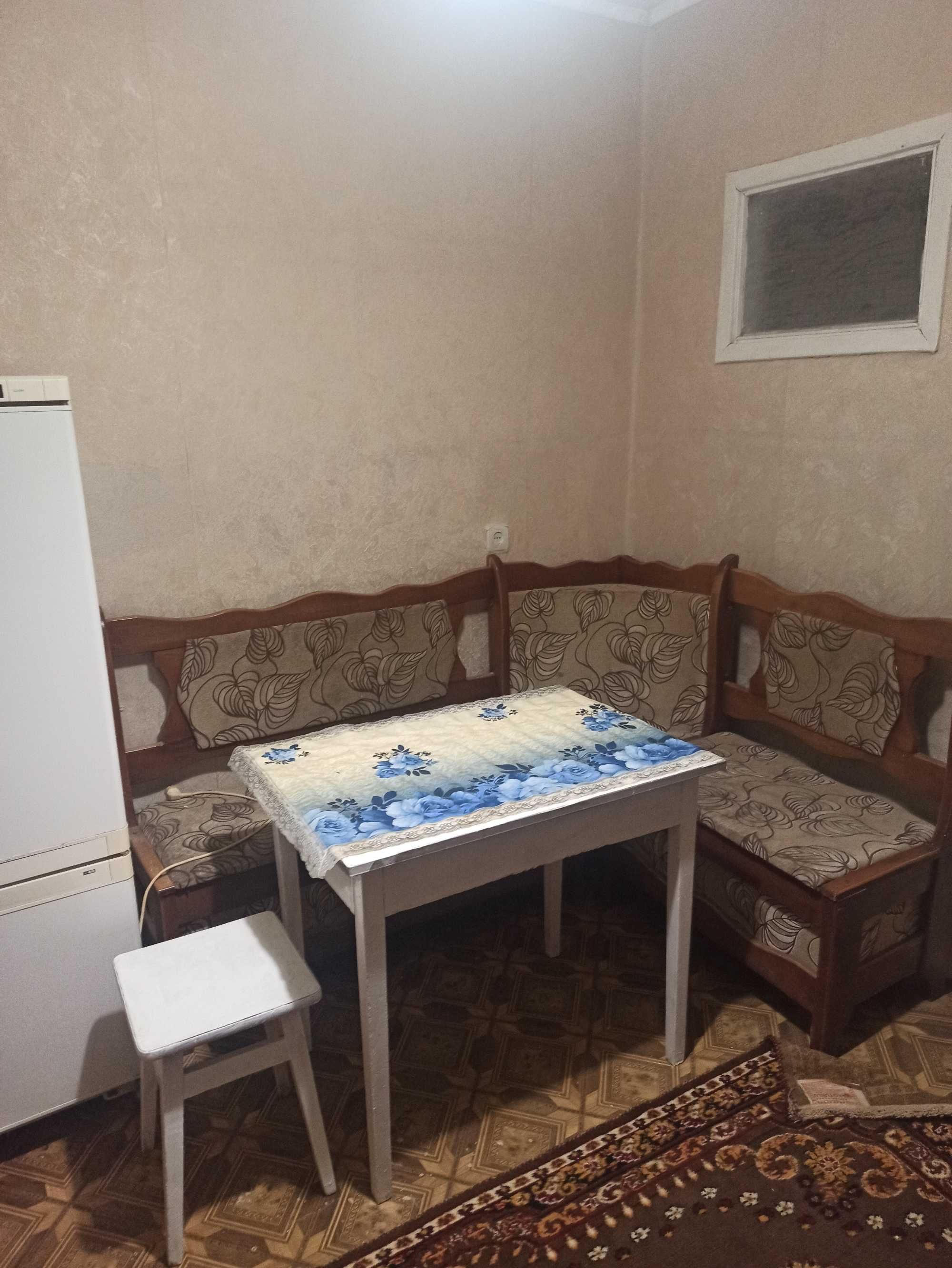 Здається трикімнатна квартира