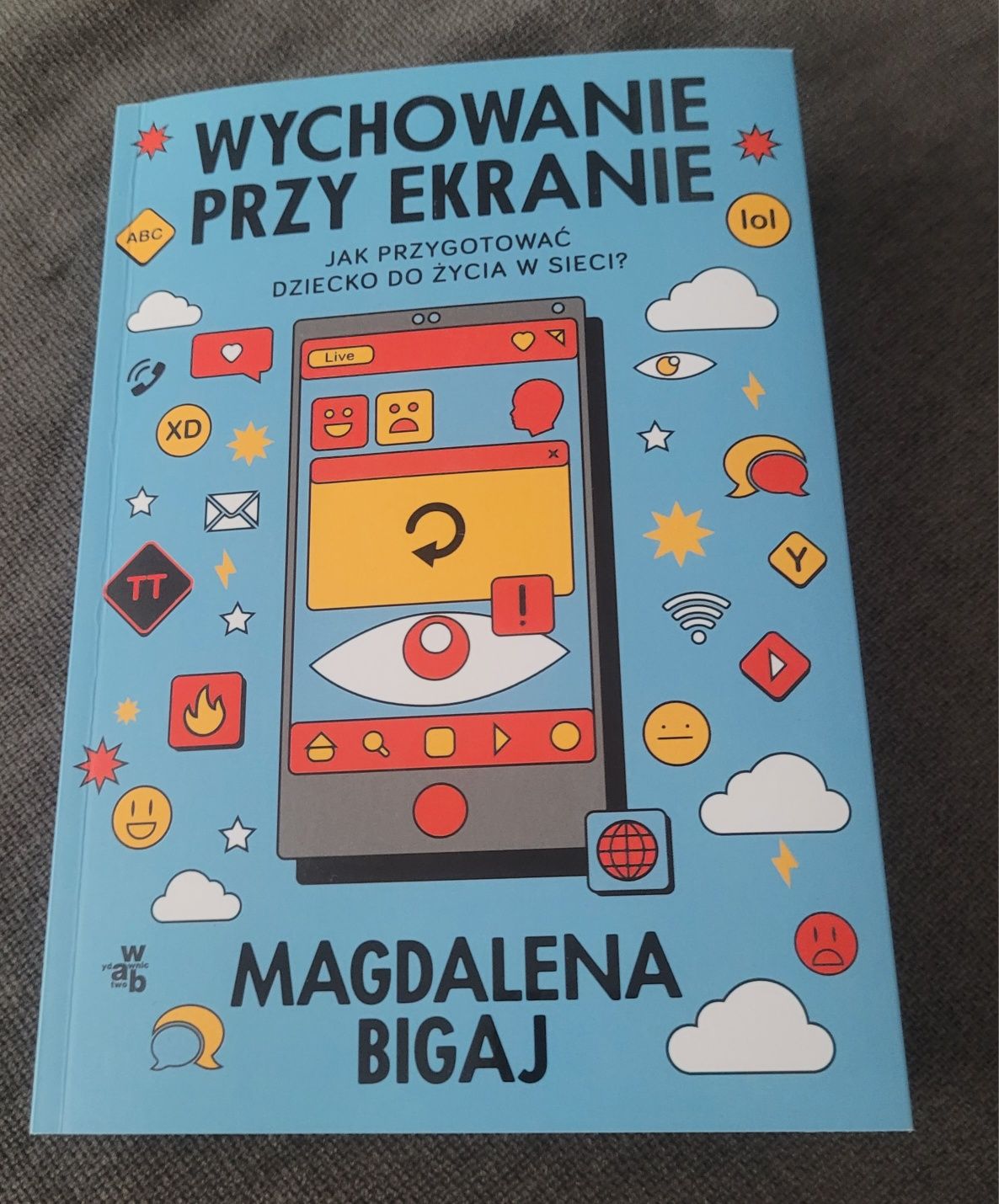 Wychowanie przy ekranie