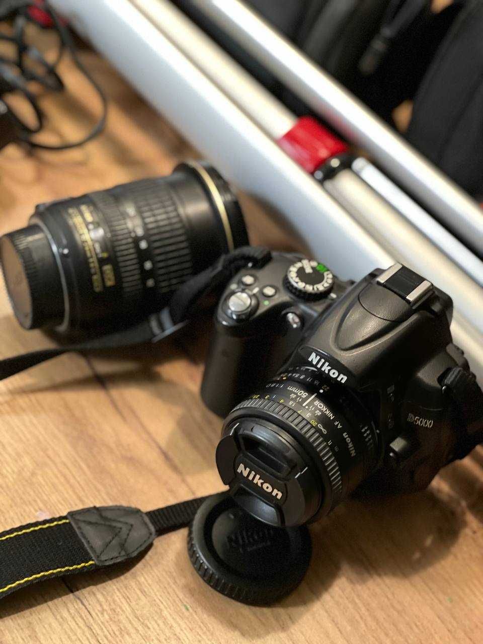 Фотоаппарат Nikon D5000 + об'єктиви 12-24mm та 50mm  + штатив та сумка