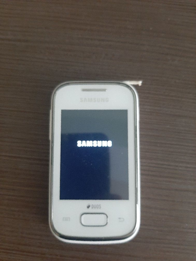 Телефон samsung GT55303