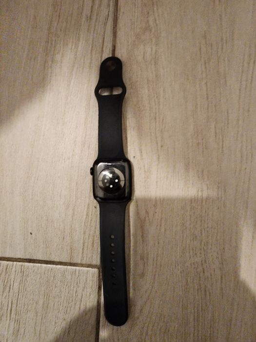 Продам Appl Watch 8/41 в Отличном Состоянии!!